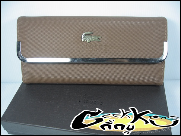 ..กระเป๋าตังค์ LACOSTE.....3 พับ ใบยาว...เคาะเดียว 320 บาท