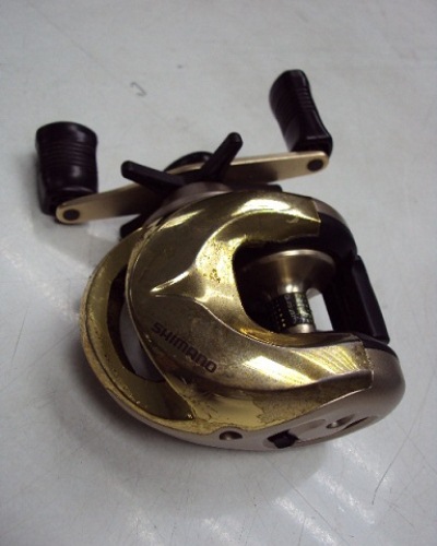 รอก Bast ตีเหยือปลอม Shimano Crestfire CR-100D 3-Bearings