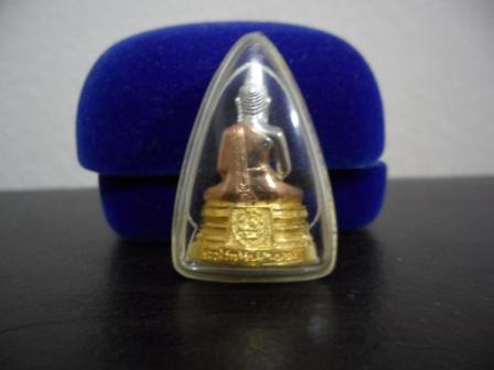 หลวงพ่อโสธรสวยๆครับ