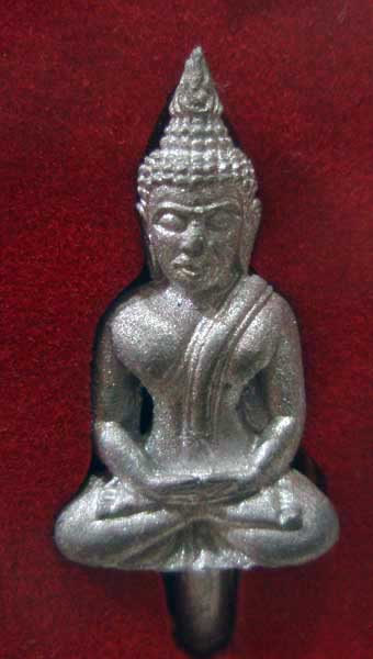 *วัดใจ*พระยอดธง รุ่น ๑ เนื้อขี้นกเขาเปล้า หลวงพ่อตัด วัดชายนา เป็นประธานพิธี ปลุกเสก
