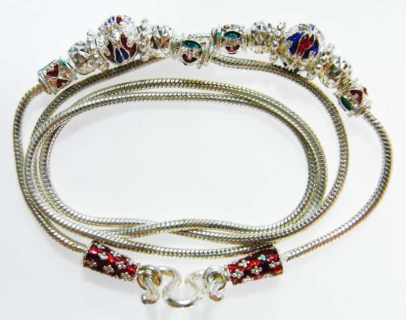 วัดใจที่ 20 บาท สร้อยเงินผสม ลงยาสวยๆ ยาว 23 นิ้ว ห้อยพระได้ 1 องค์ ( 2 )