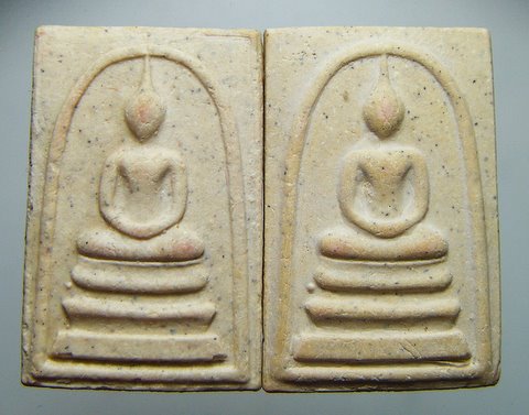 วัดใจเคาะเดียว สมเด็จวัดระฆัง(ชุด2องค์) อนุสรณ์ ๑๒๒ปี สมเด็จโต พรหฺมรํสี ปี ๒๕๓๗ พร้อมกล่องเดิมๆ