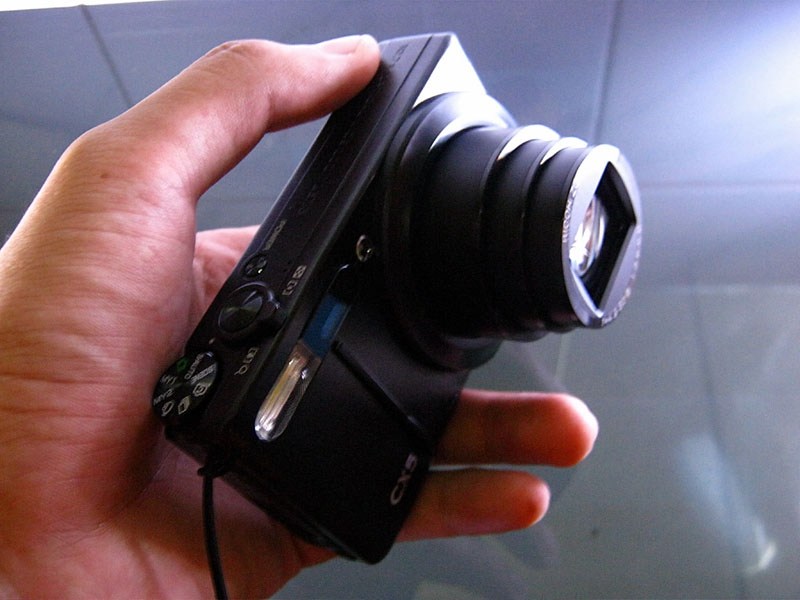 ***ลงใหม่ครับ***ขายกล้อง Ricoh CX5 ใช้งานมา 9-10วัน สภาพ 99.99% จะเรียกมือสองก็ได้ มือหนึ่งก็ได้ครับ