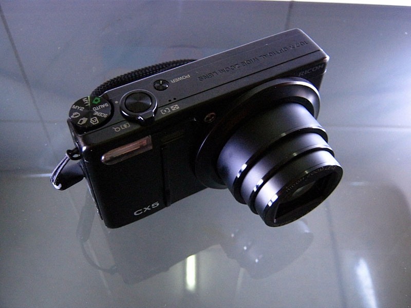 ***ลงใหม่ครับ***ขายกล้อง Ricoh CX5 ใช้งานมา 9-10วัน สภาพ 99.99% จะเรียกมือสองก็ได้ มือหนึ่งก็ได้ครับ