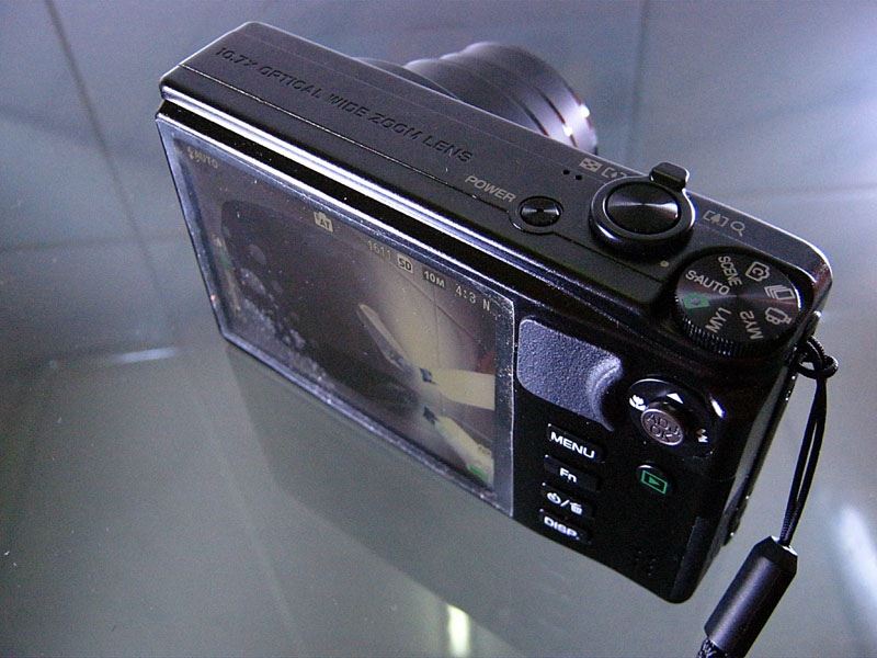 ***ลงใหม่ครับ***ขายกล้อง Ricoh CX5 ใช้งานมา 9-10วัน สภาพ 99.99% จะเรียกมือสองก็ได้ มือหนึ่งก็ได้ครับ