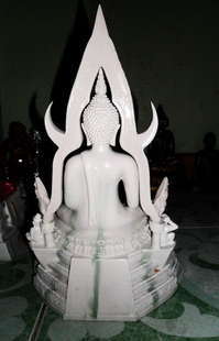 วัดใจ พระพุทธชินราช " ลายหินอ่อน "ฐาน 8 นิ้ว หน้าตัก 5 นิ้ว สูง 12 นิ้ว ราคากันเอง...