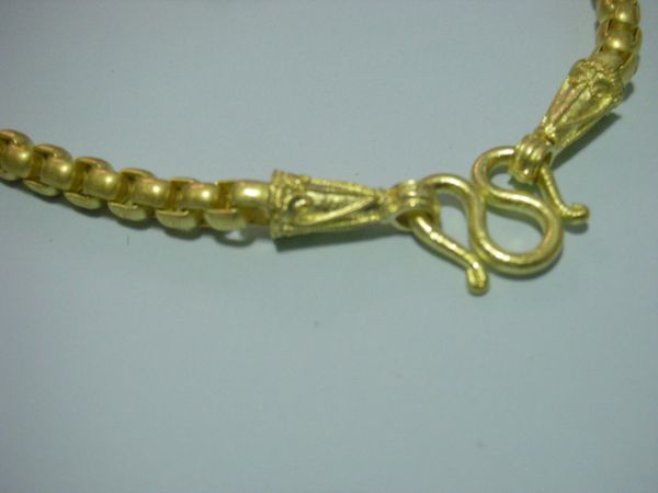 สร้อยเเขวนพระ 1 ห่วงทำจากเหรียญสตางค์ ลายผ่าหวาย 270 บาท