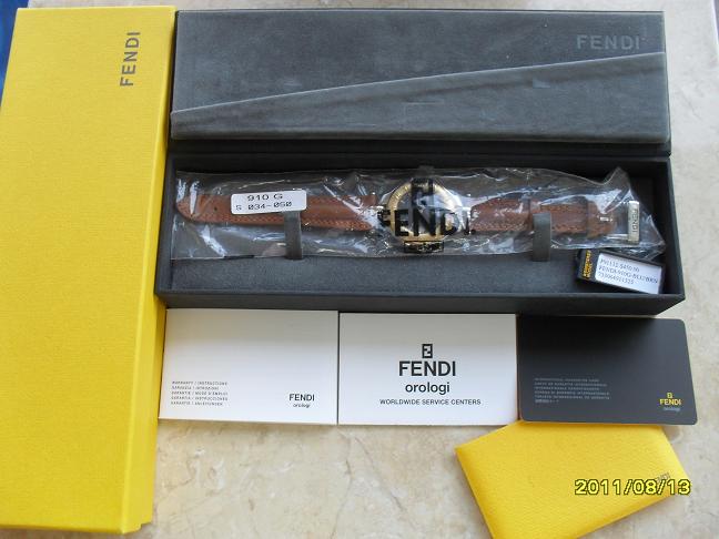 นาฬิกา FENDI แท้ swiss made พรัอมบัตรรับประกัน