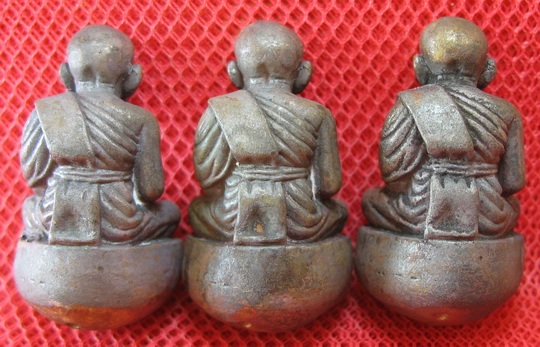 หลวงปู่ทวด พิมพ์เบ้าทุบ เนื้อผิวไฟ 3 องค์ วัดในหาน จ.ภูเก็ต อ.นอง อ.ทอง อ.สุภา ร่วมปลุกเสก ปี 36 