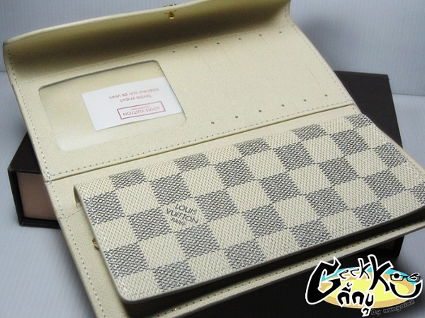 	กระเป๋า Louis Vuitton เคาะเดียว 400 บาท