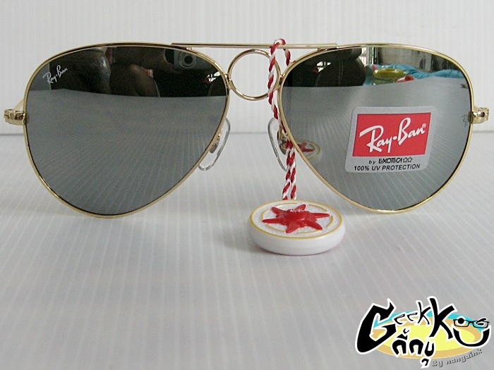 แว่นกันแดด Ray Ban . ราคาพิเศษ 600 บาท