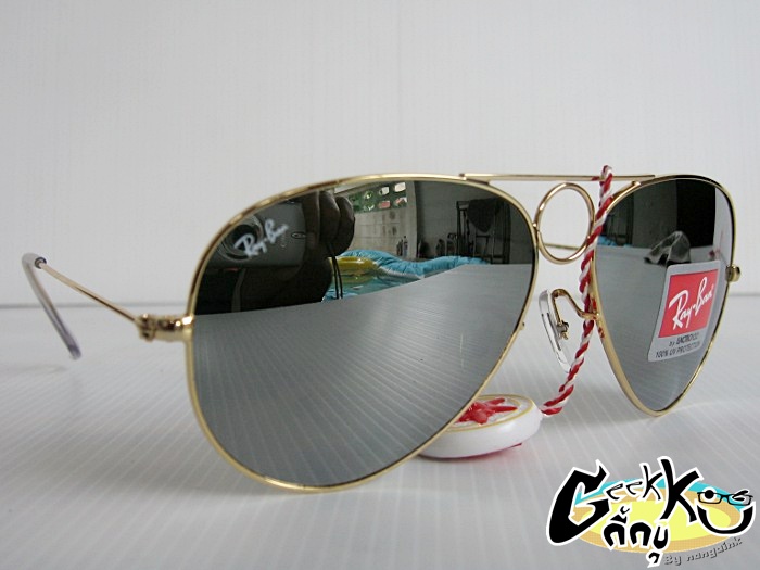 แว่นกันแดด Ray Ban . ราคาพิเศษ 600 บาท