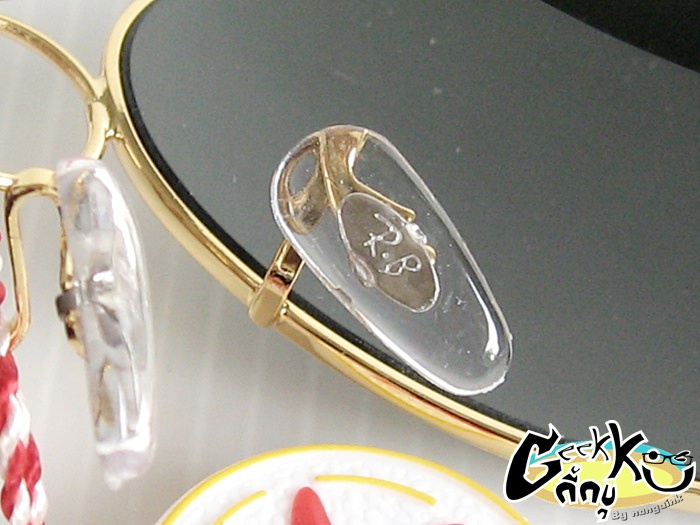 แว่นกันแดด Ray Ban . ราคาพิเศษ 600 บาท
