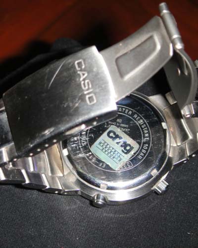นาฬิกาข้อมือ casio เคาะเดียวครับ