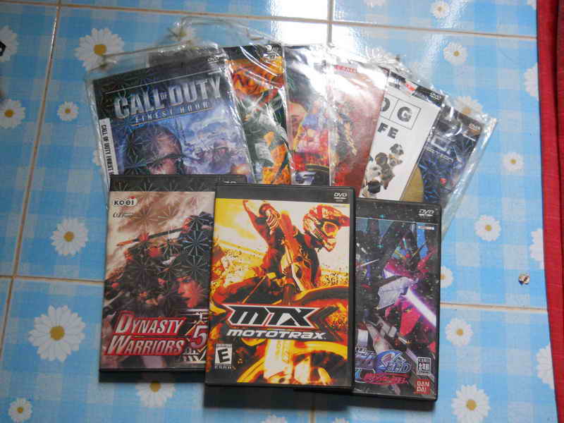 แผ่นเกมส์ เพลย์สเตชั่น ๒ จำนวน ๙ แผ่น ถูกๆ จร้า