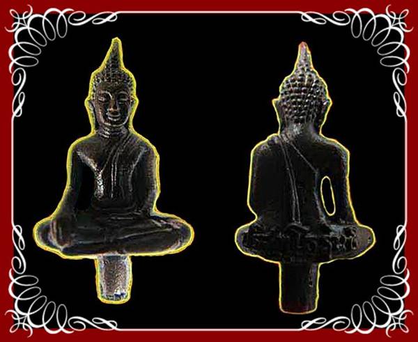 +++มาเป็นคู่+++ พระยอดธง รุ่น ๕ ท้ายิง เนื้อนวะ+ตะกั่ว พร้อมกล่อง จัดแบบลดราคากันสุดๆครับ อิอิ