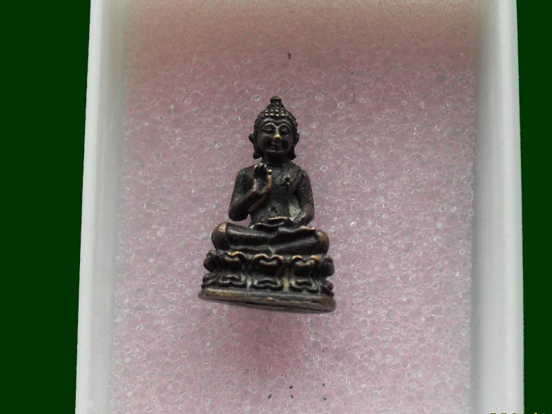 เริ่มค่าส่ง 20บาท มีให้เลือกกว่า300รายการ.. 2/34
