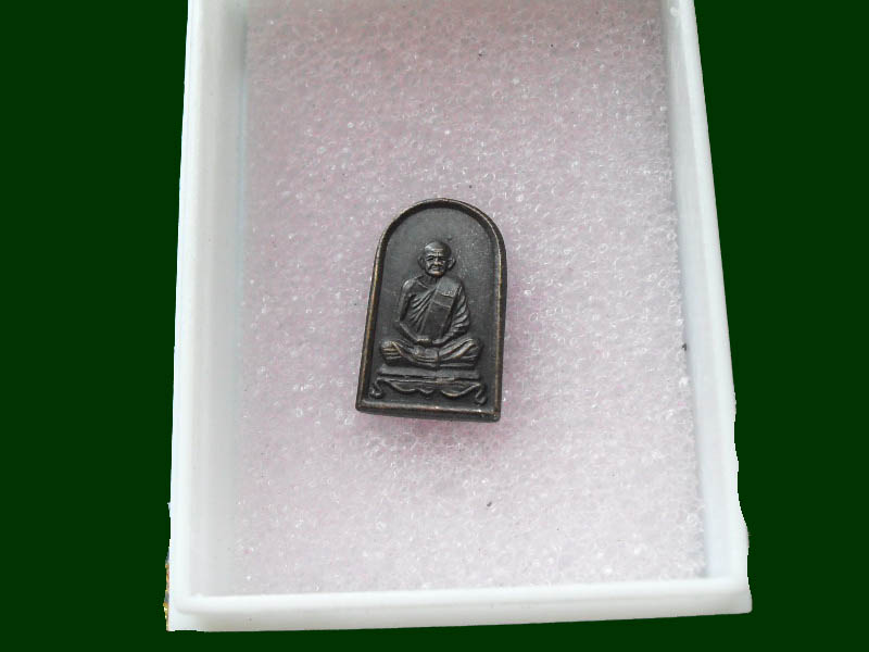 เริ่มค่าส่ง 20บาท มีให้เลือกกว่า300รายการ.. 2/76