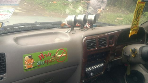 TOYOTA HILUX TIGER D4D X-TRA CAB(G) ปี04เครื่องเสียงเแสนกว่าครับ