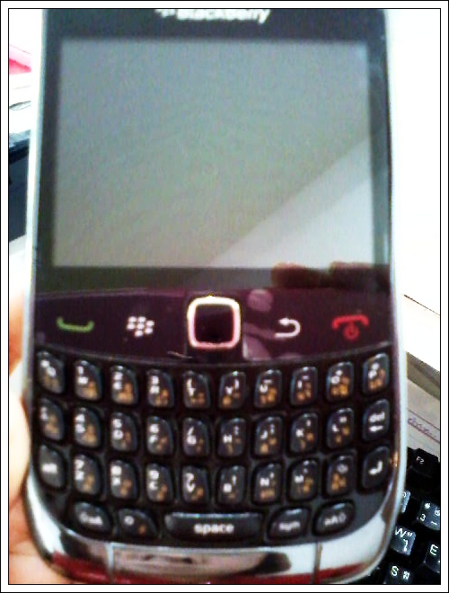 มือถือ BlackBerry Curve 3G 9300 เครื่องศูนย์ อยู่ในประกันอีก 10 เดือน
