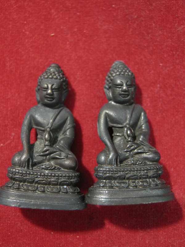 2 ..องค์ .พระกริ่ง ภ.ป.ร ในหลวง ครบ 6 รอ บ 7 2 พรรษา กล่องเดิม.......U4