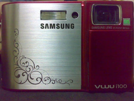 กล้องดิจิตอล Sumsung VLUU i100 หน้าจอ 3 นิ้ว Made in Korea ซื้อมาหมื่นกว่า !! จัดถูก ๆ ไปเลยครับ