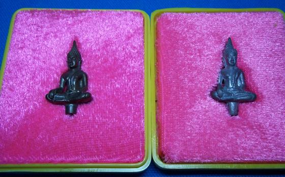 หลวงพ่อคูณ พระยอดธง รุ่น ๕ (ท้ายิง) จัดมาเป็นคู่ เนื้อนวะ+ตะกั่ว 