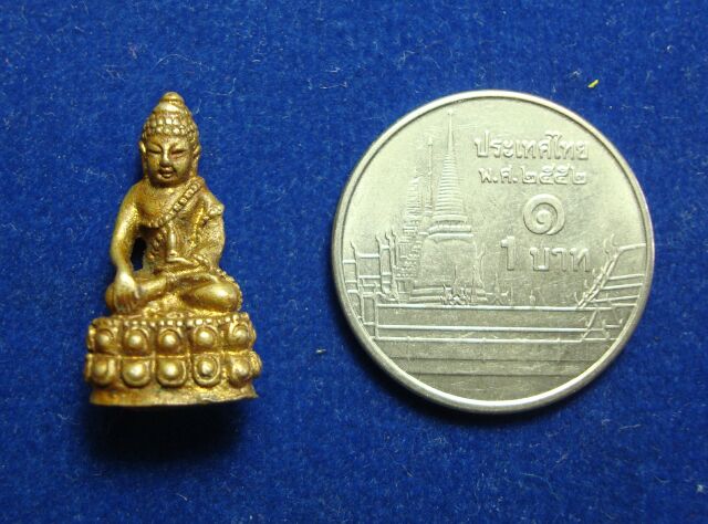@@@ เคาะเดียวแดง พระกริ่งจีน องค์จิ๋ว ราคาเบาๆ มีโค๊ดภาษาีจีน ข้างองค์ ใต้องค์ @@@