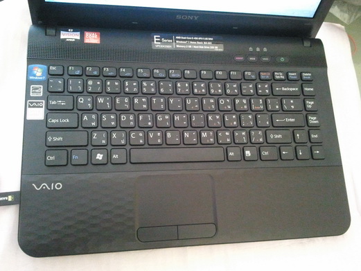 คอมพิวเตอร์ SONY 14"