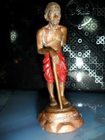 หุ่นพยนต์ ตนครู หลวงพ่อคล้อยวัดภูเขาทอง 