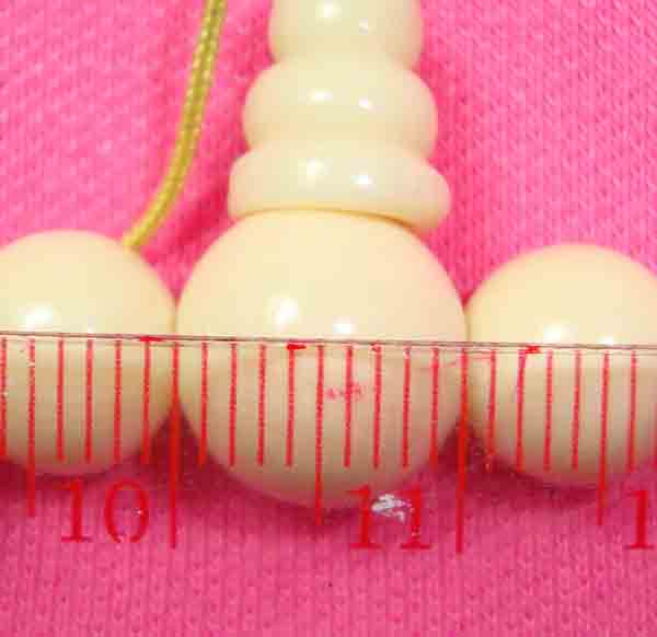 สร้อยงา งา งา งา งา 8 มม 108 เม็ด 10 มม 1 เม็ด รวม109เม็ด สวยครับ