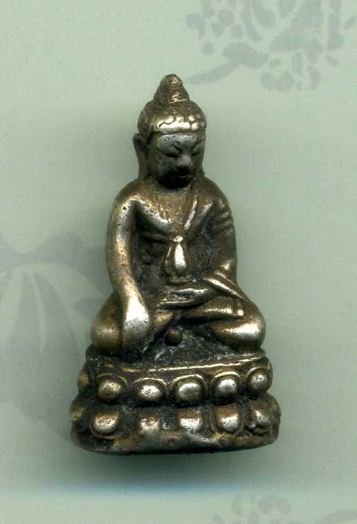 พระเนื้อโลหะเก่าเก่าค่ะ