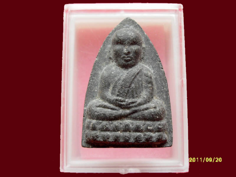 หลวงพ่อทวด รุ่นไตรมาส เริ่มค่าส่ง20บาท มีให้เลือกกว่า250รายการ..P/141
