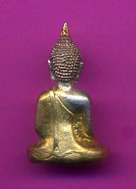 พระพุทธฝังพลอยเก่าค่ะ