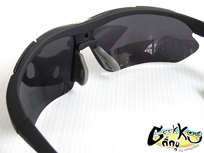 Oakley .....สุดคุ้ม ...ชุดใหญ่........แว่นกันแดด ค ุณ ภาพเยี่ยม........ทรงสวย เคาะเดียว
