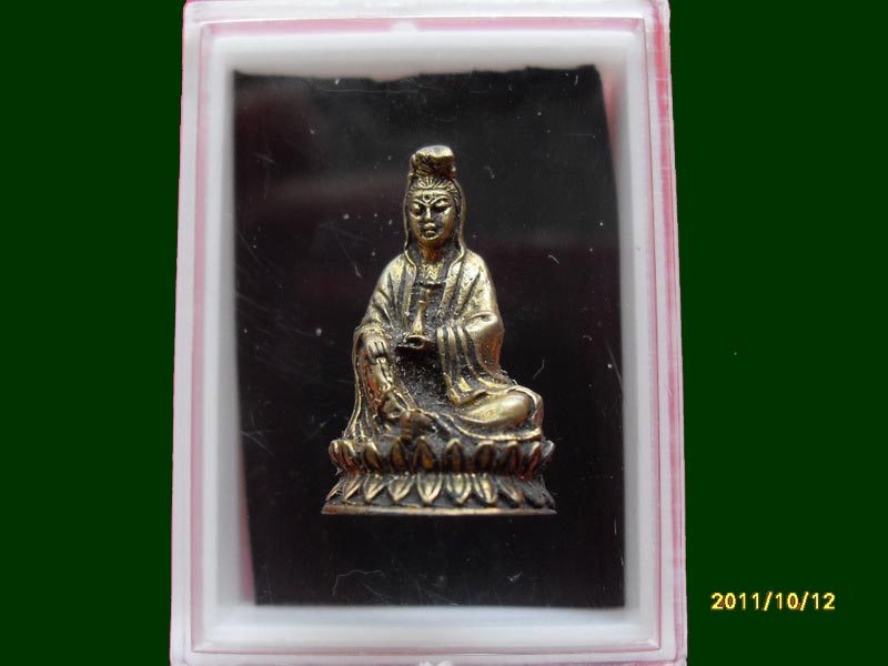 รูปหล่อเจ้าแม่กวนอิม ไม่ทราบที่ เหมือนเดิมครับรอบนี้เริ่ม20บาท A.16