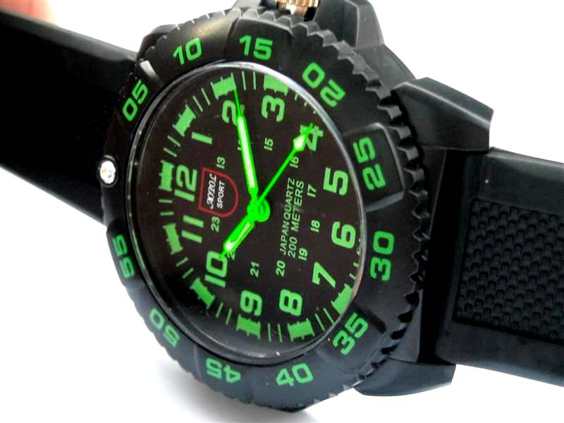 นาฬิกา SPORT JAPAN สีเขียว รุ่นใหม่ล่าสุด ราคาพิเศษสุด