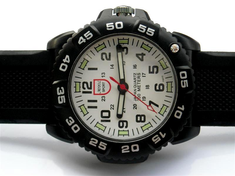 นาฬิกา SPORT JAPAN สีขาว รุ่นใหม่ล่าสุด ราคาพิเศษสุด