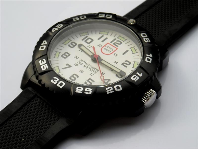 นาฬิกา SPORT JAPAN สีขาว รุ่นใหม่ล่าสุด ราคาพิเศษสุด