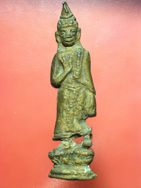 พระลีลา เชียงแสน