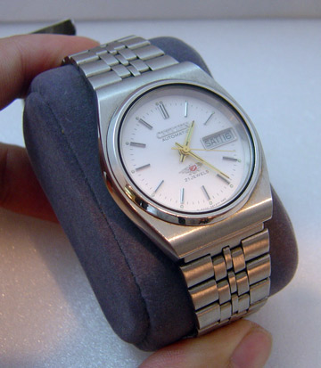 นาฬิกา CITIZEN ของแท้ 21 JEWEL (รุ่นที่ได้รับการยอมรับว่าแม่นยำ เที่ยงตรงมาก) ตัวเรือนสแตนเลสแท้ สภา