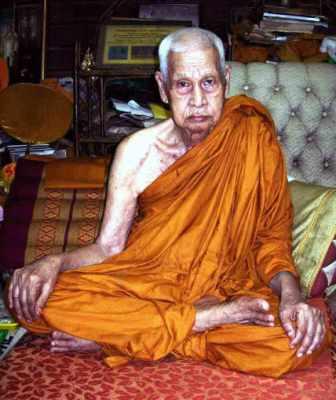 ((วัดใจ..2..องค์..88..บาท))พระผง"หลวงปู่เครื่อง"วัดสระกำแพงใหญ่ + สมเด็จ"หลวงปู่แย้ม"วัดสามง่าม !!!