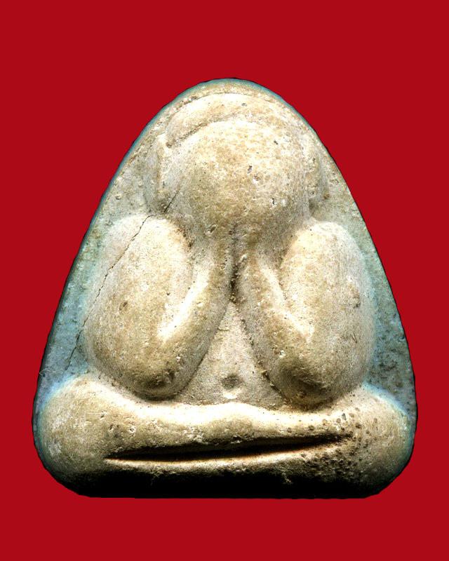 ถูกสุด สะดุดใจ...พระปิดตารุ่นแรกหลวงปู่หมุน วัดป่าหนองหล่ม จ.สระแก้ว ปี 2542 เนื้อผง สวย กล่องเดิม