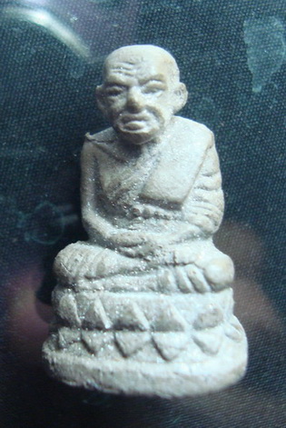 หลวงปู่ทวด รุ่นทองพันชั่ง อาจารย์นองเสก