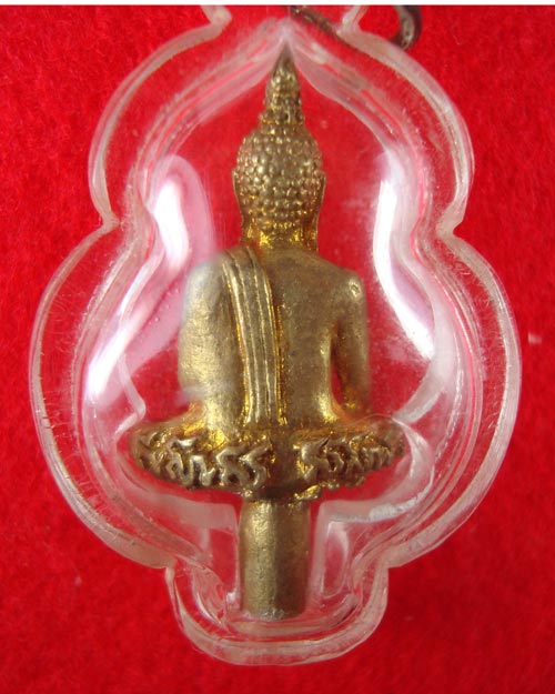 :: พระยอดธงไม่ทราบที่ เลียมพลาสติก ท่านใดทราบเชิญครัมผม ::