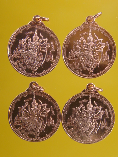 4 เหรียญเคาะเดียว ...........เหรียญนารายณ์สิบกรมหาปราบ .............ท่านพระอาจารย์ติ๋ว วัดมณีชลขัณฑ์