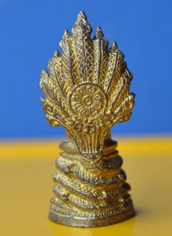 พระนาคปรกรุ่นทรัพย์แสนล้าน หลวงปู่คร่ำ วัดวังหว้า