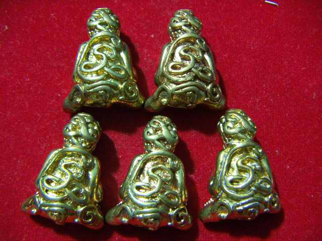 5 องค์ พระปิดตาเนื้อขันลงหิน หลวงพ่อเพี้ยน วัดเกริ่นกฐิน ปี47 ตอกโค้ต กล่องเดิม