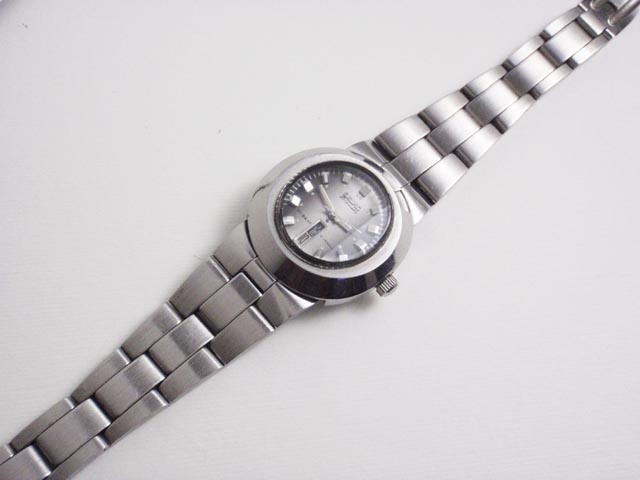 SEIKO Diamatic HI-BEAT Lady ตัวเรือนสเตนเลส ขนาด 29 มม.