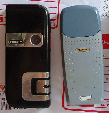 มือถือNOKIA 2เครื่อง รุ่น 7260 + รุ่น 3120 เครื่องศูนย์อ่านก่อน ตัวเครื่องยังสวยๆเลยครับ ดูเอาตามรูป